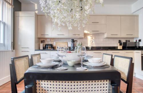 London Holland Park - parking, arcade & games - Foto 23