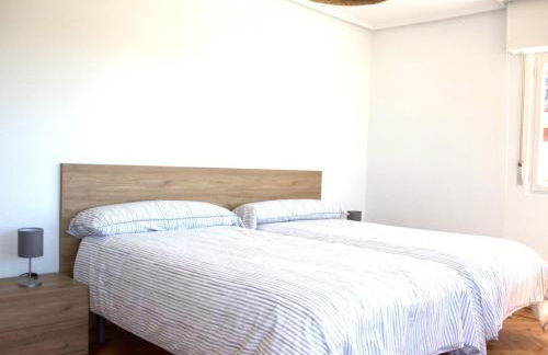 Amplia y cómoda casa en la playa de Berria - Foto 26