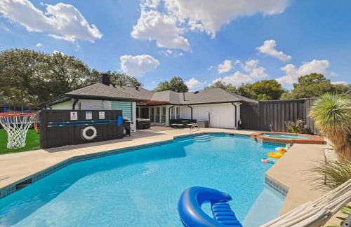 Plano Perfect Getaway - Pool Hot Tub BBQ Grill - Foto 32