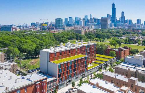 Bella Villa on Taylor Street Chicago’s Little Italy 1 mile west the Loop & UIC - Foto 21