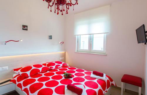 Villa Birikina with Pool - Photo 56