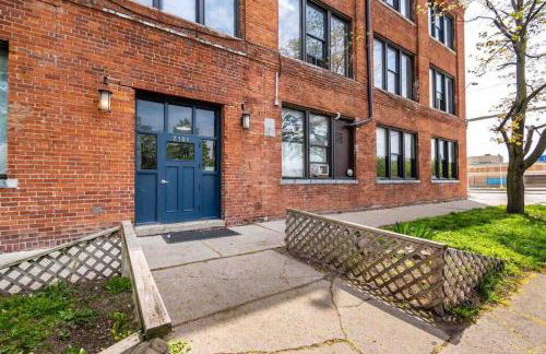 420 Friendly BOHO Loft Downtown KING suite FREE parking - Foto 19