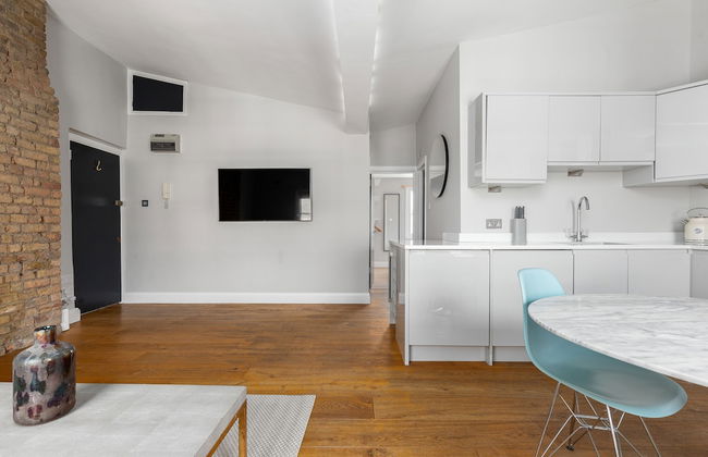 Radiant 2 Bed Flat near Portobello - Foto 19