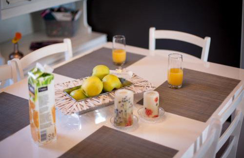 Two Bedroom Apartment with Sea View & Balcony - Foto 25