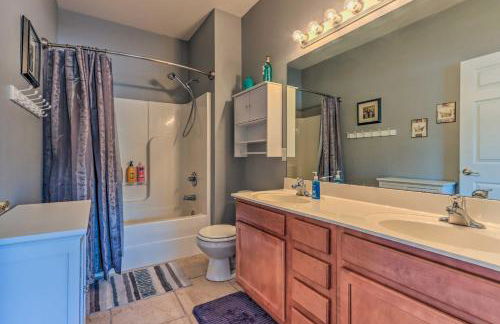 Lake and Poolside Fun! Water-View Camdenton Condo - Photo 12