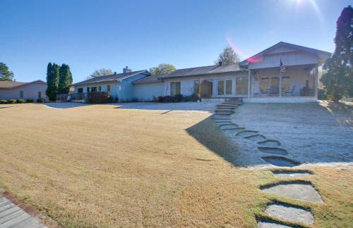 Lake Balboa Access Home with Dock and Yard - Foto 1