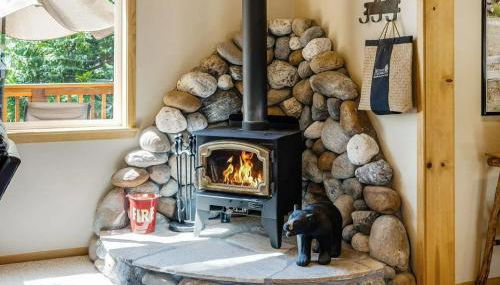 New Listing! Woodland Heights at Tahoe Park- Pet Friendly - Private Beach - Foto 4