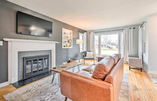 Pet-Friendly Uptown Normal Home Steps to ISU - Foto 5