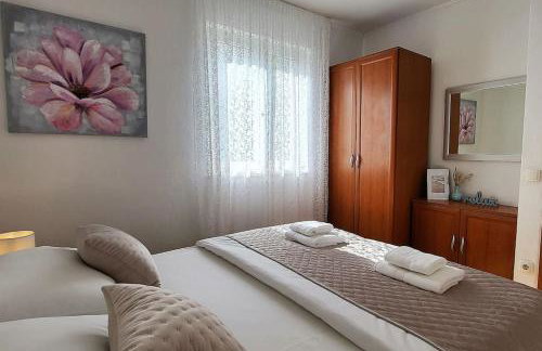 SUN apartment with SEA VIEW and shared POOL - Foto 20