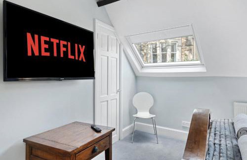 Beautiful Secluded 2 Bedroom Coach House - Foto 16