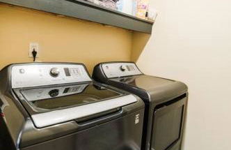 Modern Home of Style & Comfort! - Foto 24