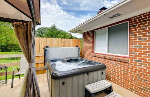 Pet Friendly Home with Hot Tub, Patio and Game Room! - Foto 29