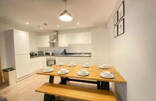3 Bedrooms double or single beds, 2 PARKING SPACES! WIFI & Smart TV's, Balcony - Foto 8
