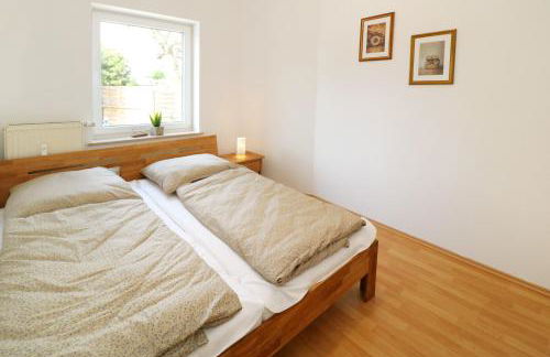 Zinnowitz Zum Bienenstock - Foto 15