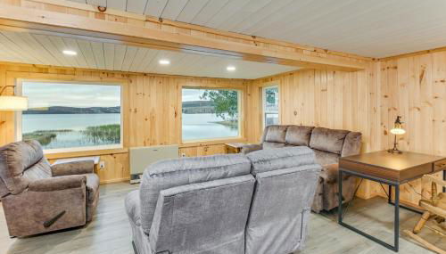 Waterfront Oasis Family Retreat on Long Lake! - Foto 4