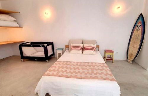 Casa Típica com Pátio e Tanque - Foto 2