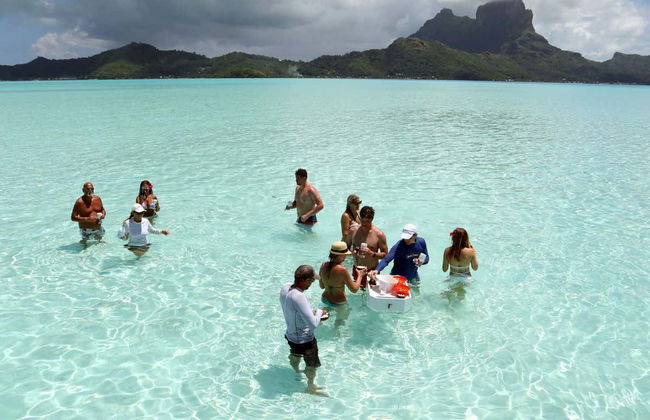Bora Bora Catamaran Tour - Photo 8