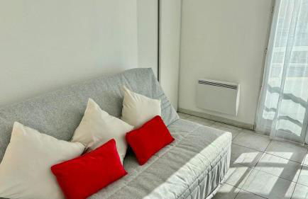 Juana YourHostHelper - Photo 19