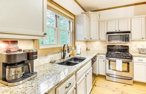 Cashiers Spring Cabin | Near Waterfalls and Hiking - Foto 2