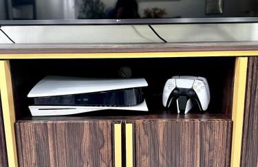 Quiet Stylish Stay with Office Space near Downtown - Foto 22