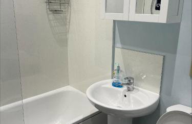 Seaview Apartment with parking - Photo 15