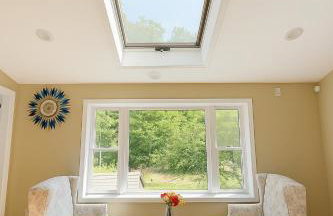 Beautiful two-bedroom residence nestled in the lovely town near Boston - Foto 1