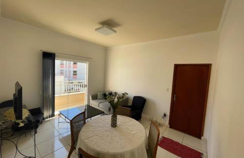 Apartamento espaçoso de 3 quartos - Photo 3