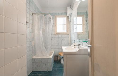 Apartamento reformado de 3 habitaciones en Sagrada Familia - Foto 3