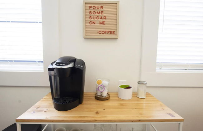 Newly Updated Cozy 1927 Uptown Tudor 4 min to Magnolia - Foto 34