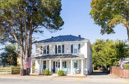 The Lyellton House: Water View, Steps from Beach - Foto 65