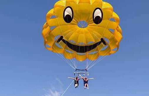 Parasailing en Cala Bona - Foto 1
