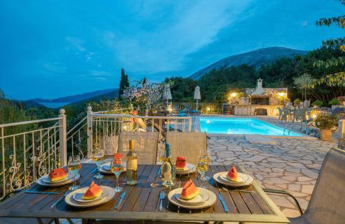 Villa Regina -Hidden Eden with Treehouse & Heated Pool - Foto 54