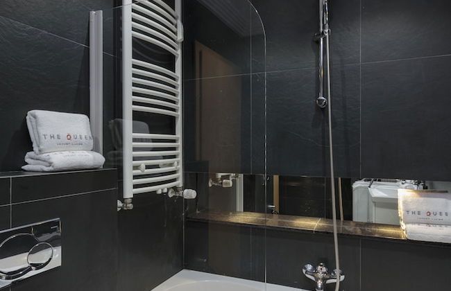 The Queen Luxury Apartments - Villa Serena - Photo 26