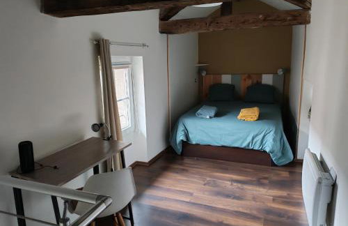 AU 2B 46 Ravissant duplex - Photo 2