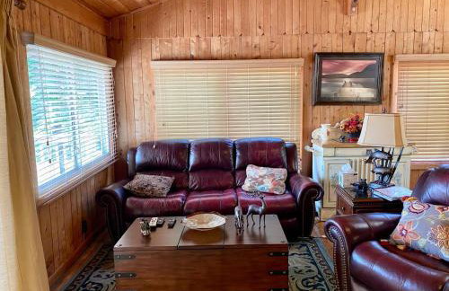 Cute and Comfy Cabin - Foto 37