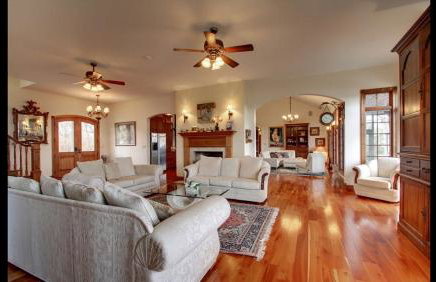 Affordable Luxury Mansion - Foto 15