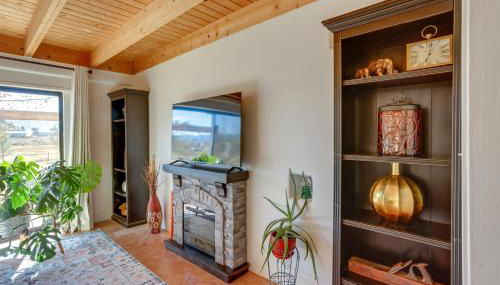 Cortez Retreat with Hot Tub - 11 mi to Mesa Verde! - Foto 5