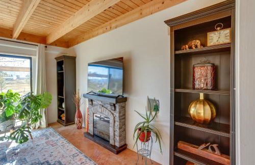 Cortez Retreat with Hot Tub - 11 mi to Mesa Verde! - Foto 5