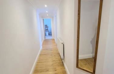 Luxury, Spacious 3 Bedroom, Beachfront Apt with Parking & Courtyard - Shoreside - Foto 19