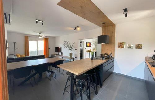 Valkane Beach Apartments - Photo 29