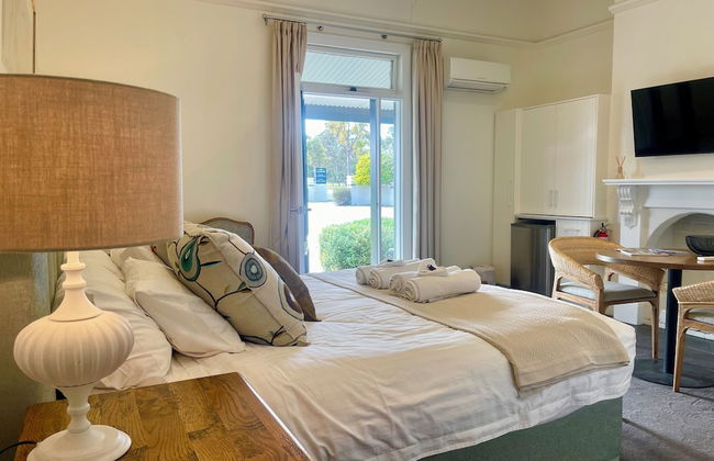 Pirathon Country Estate - Photo 6