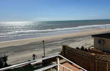 A la Orilla del Mar - Photo 12