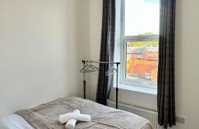 Jarrow Haven Contractor Family Stay with FREE Parking Sleeps 8 - Foto 12