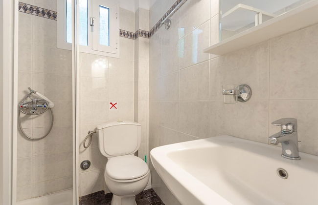 Villa Thalassa Large Private Pool Walk to Beach Sea Views A C Wifi Car Not Required - 920 - Photo 32