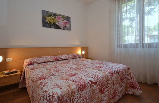 3 bedroom House in Lignano Sabbiadoro with garden and terrace - Photo 11