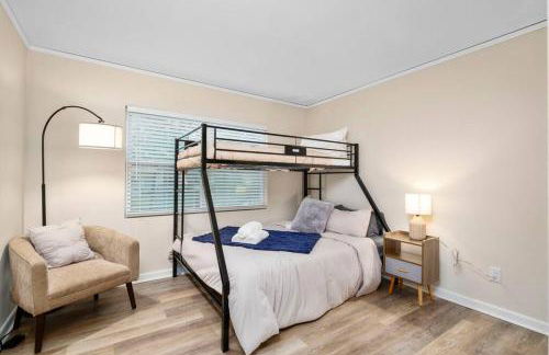 Modern Home Near UF, Stadium - Private Gazebo - Foto 27