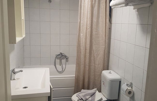 Bristol Hotel & Apartments - Photo 25