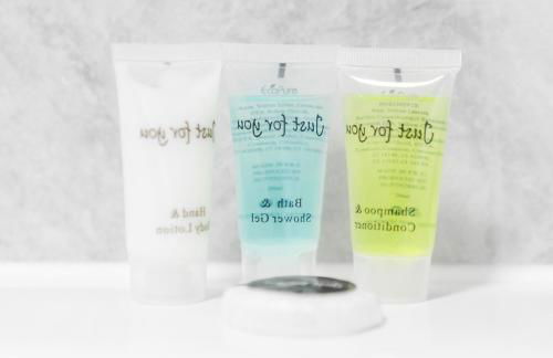 Modern Two Bed Apartment - Sleeps 3 - WiFi & Parking Included 57C - Foto 21