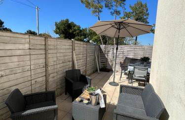 A l'ombre des pins - Foto 8