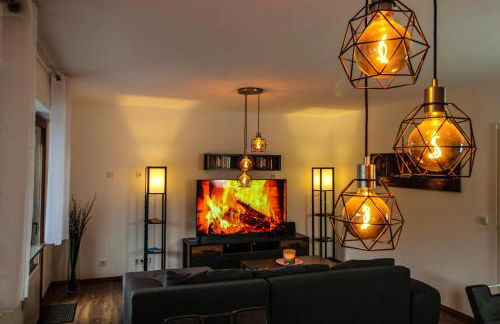 Moderne FeWo, nähe Bahnhof, Balkon, Burgblick, Boxspringbett, Waschtrockner - Foto 16